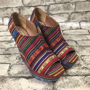 Steve Madden Colorful Peep Toe Wedge Platform Boho